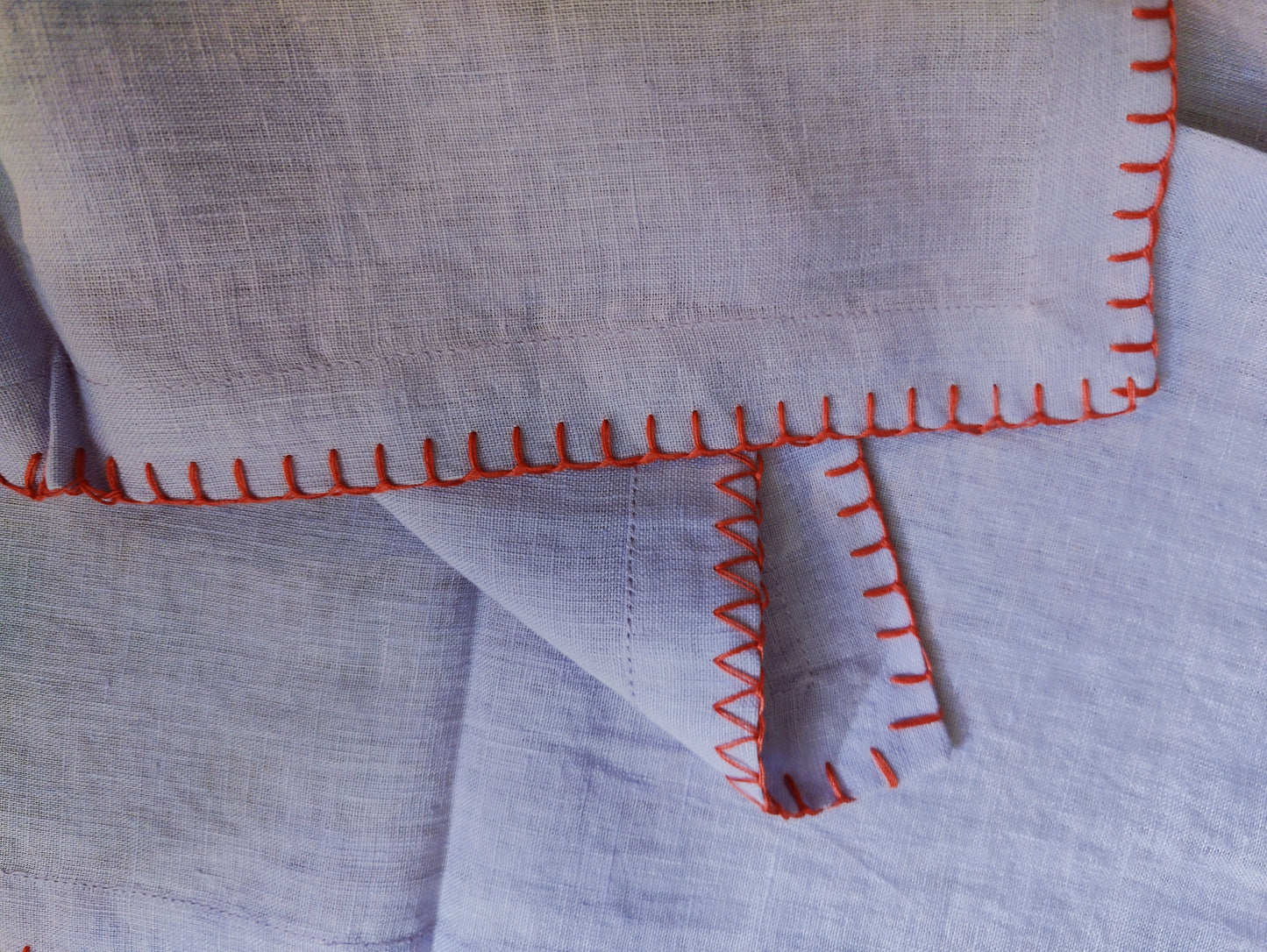 Linen Table Napkin Set of 2 / Lavender Hand Embroidered Linen / Dining Linen / 100% Pure European Linen Table Napkins