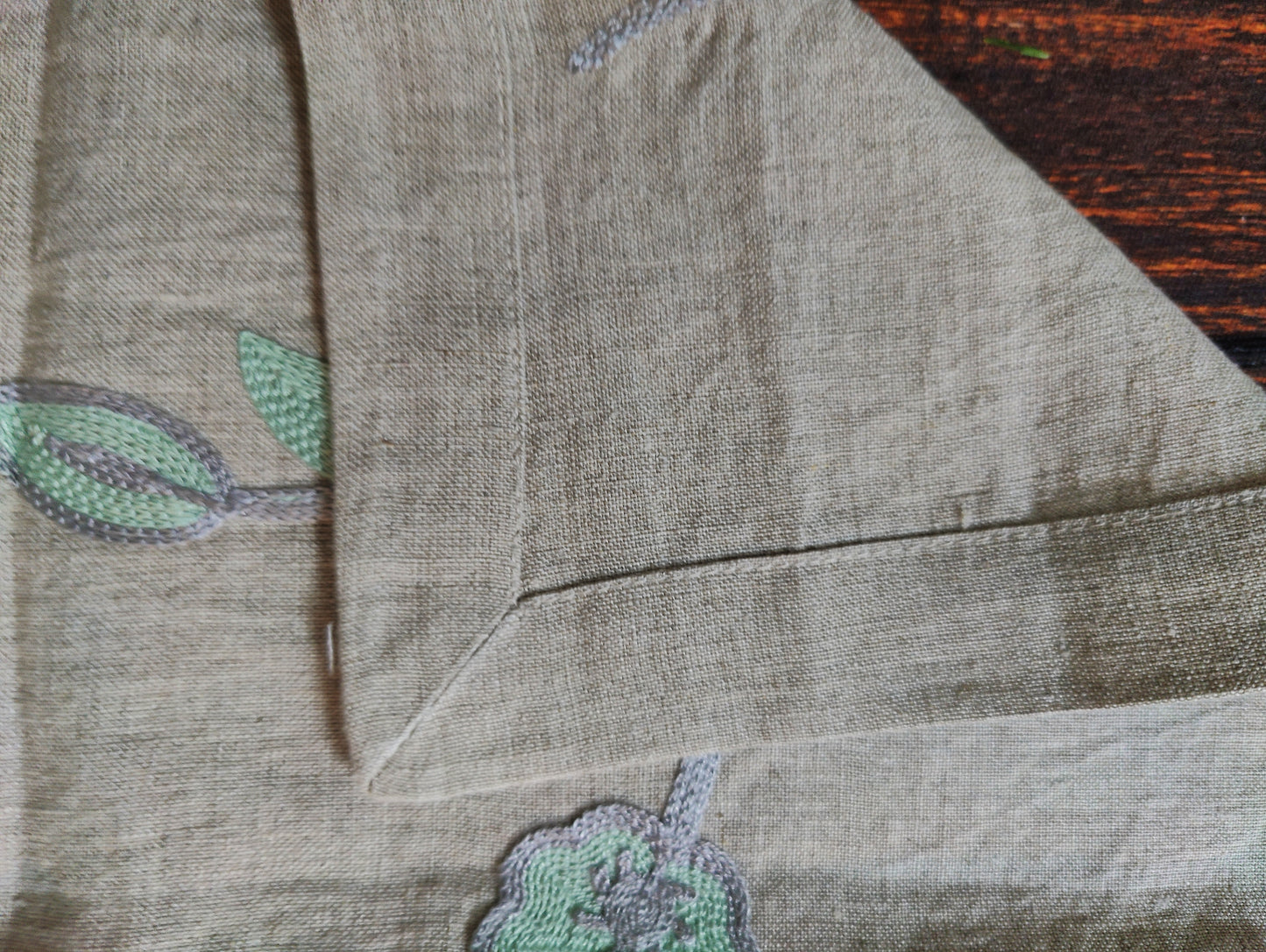Linen Table Napkin Set of 2 / Natural Embroidered / Dining Linen / Chain Stitched / Rustic style / 100% Pure European Linen Table Napkins