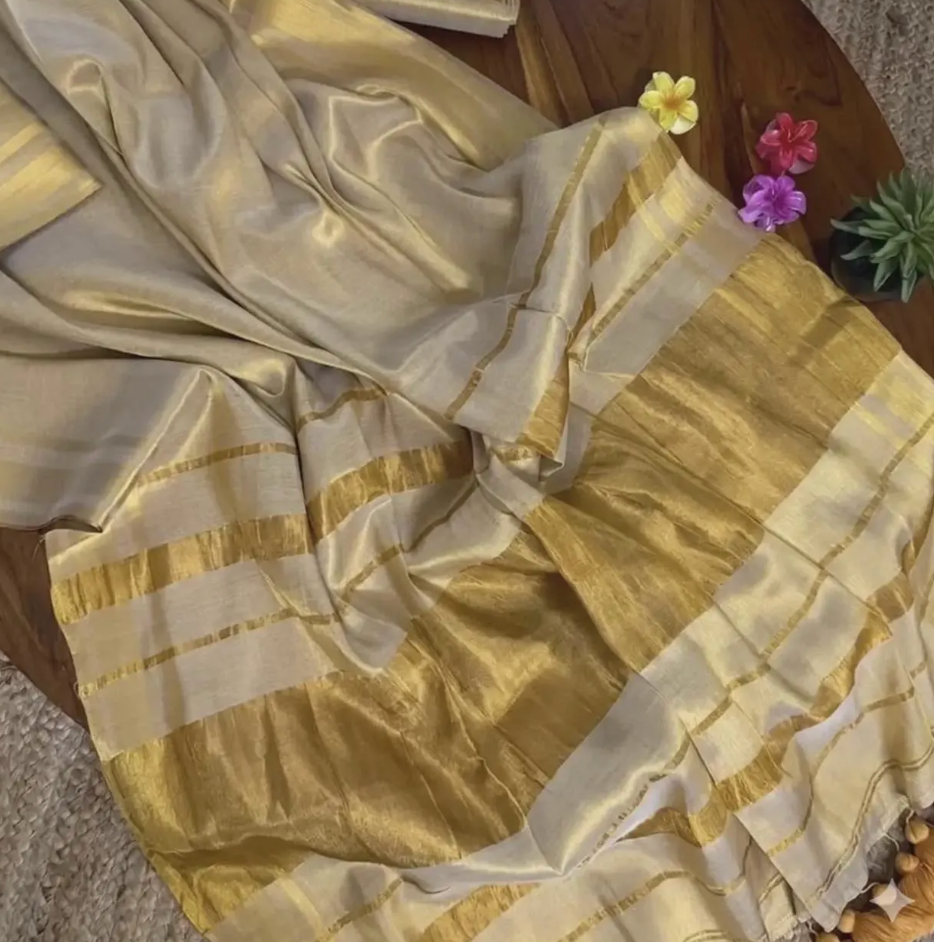 Golden Tissue Kerala Saree with Tassels – Traditional Handloom Festive Wear