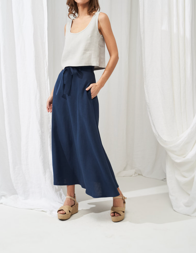 Linen Crop Top : Sleeveless Scoop Neck Tank