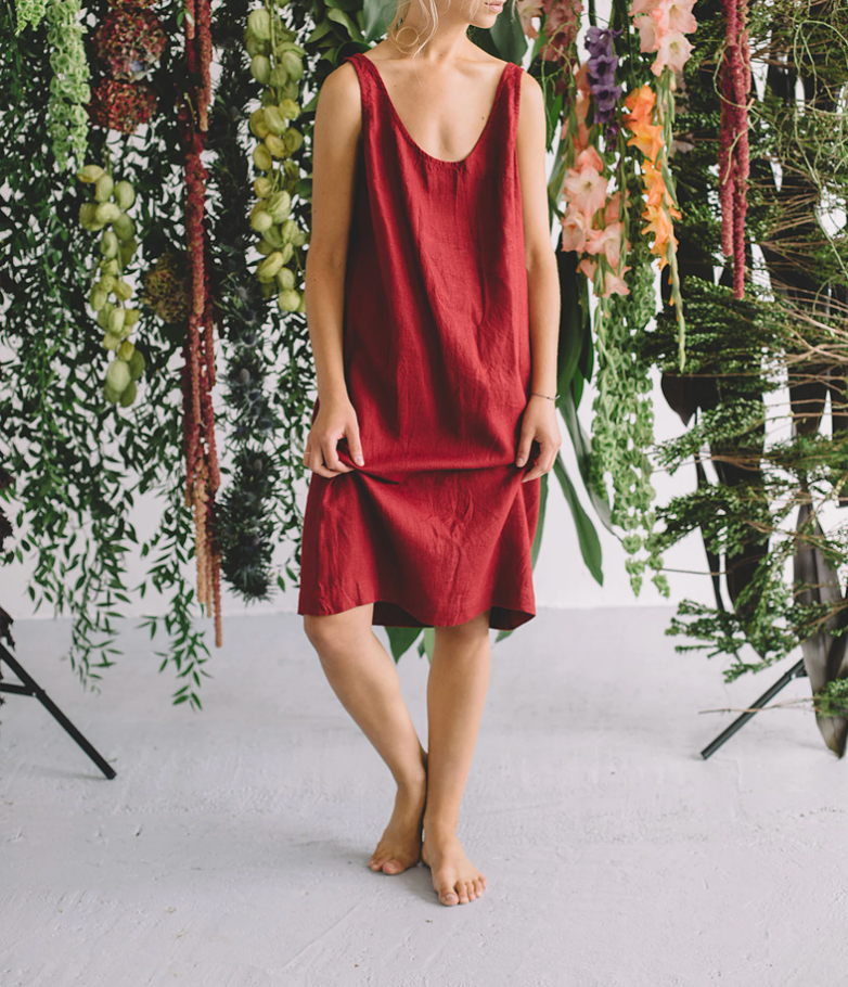 Burgundy Red Linen Dress – Relaxed Sleeveless Summer Dress