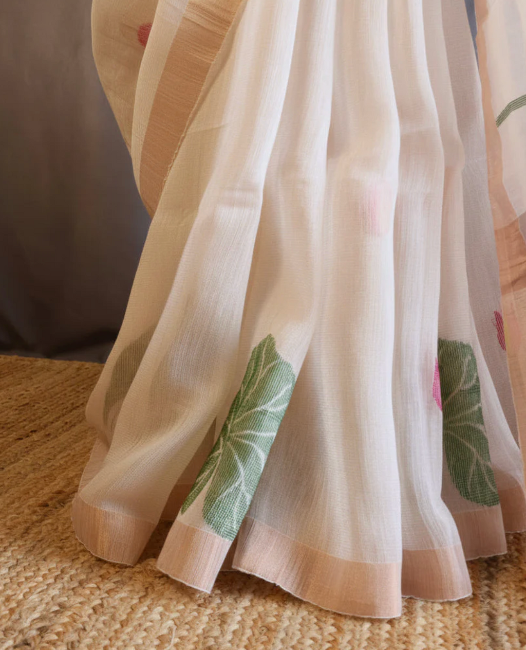 Cream onam saree, jamdani weave lotus motif lightweight linen silk saree
