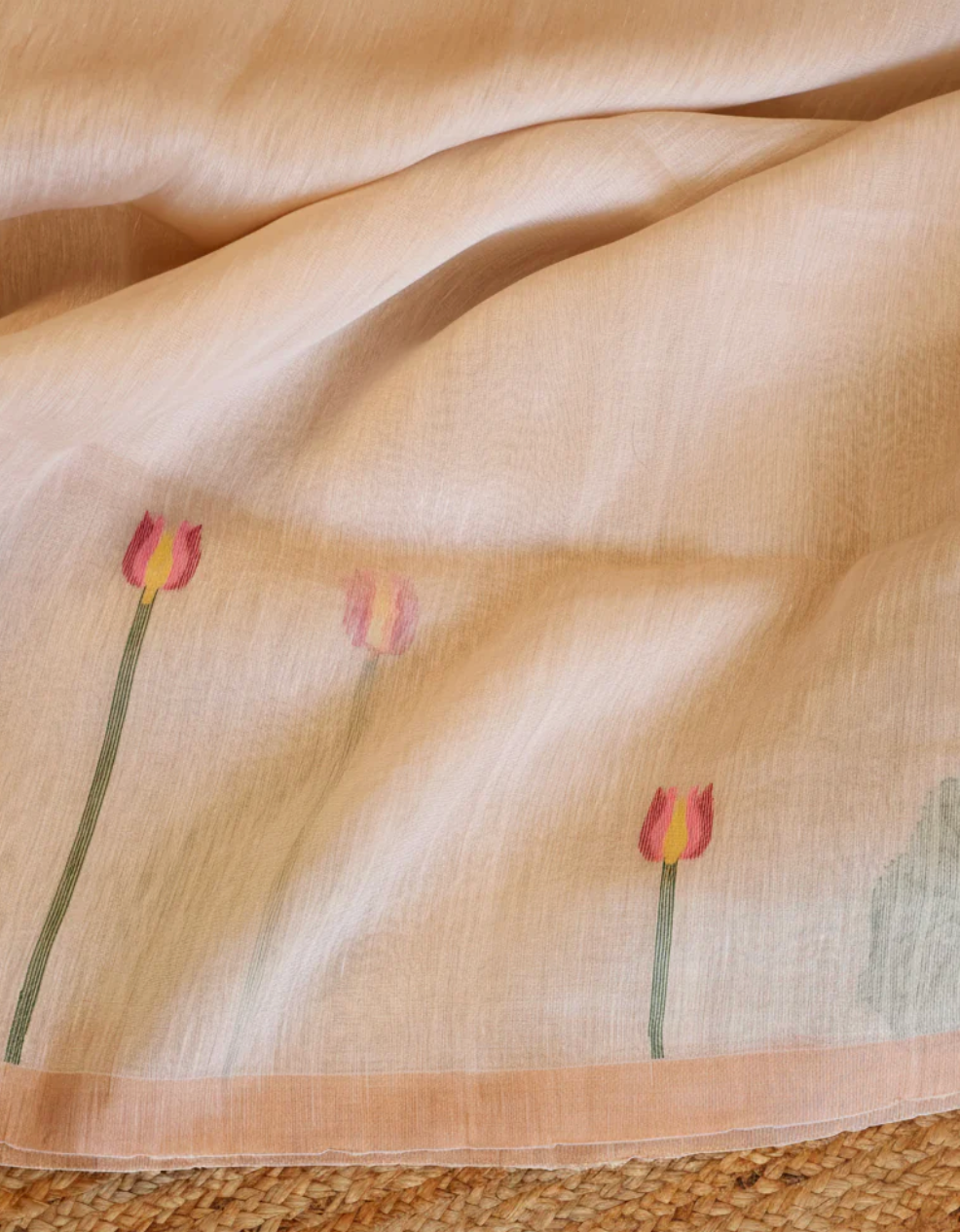Cream onam saree, jamdani weave lotus motif lightweight linen silk saree