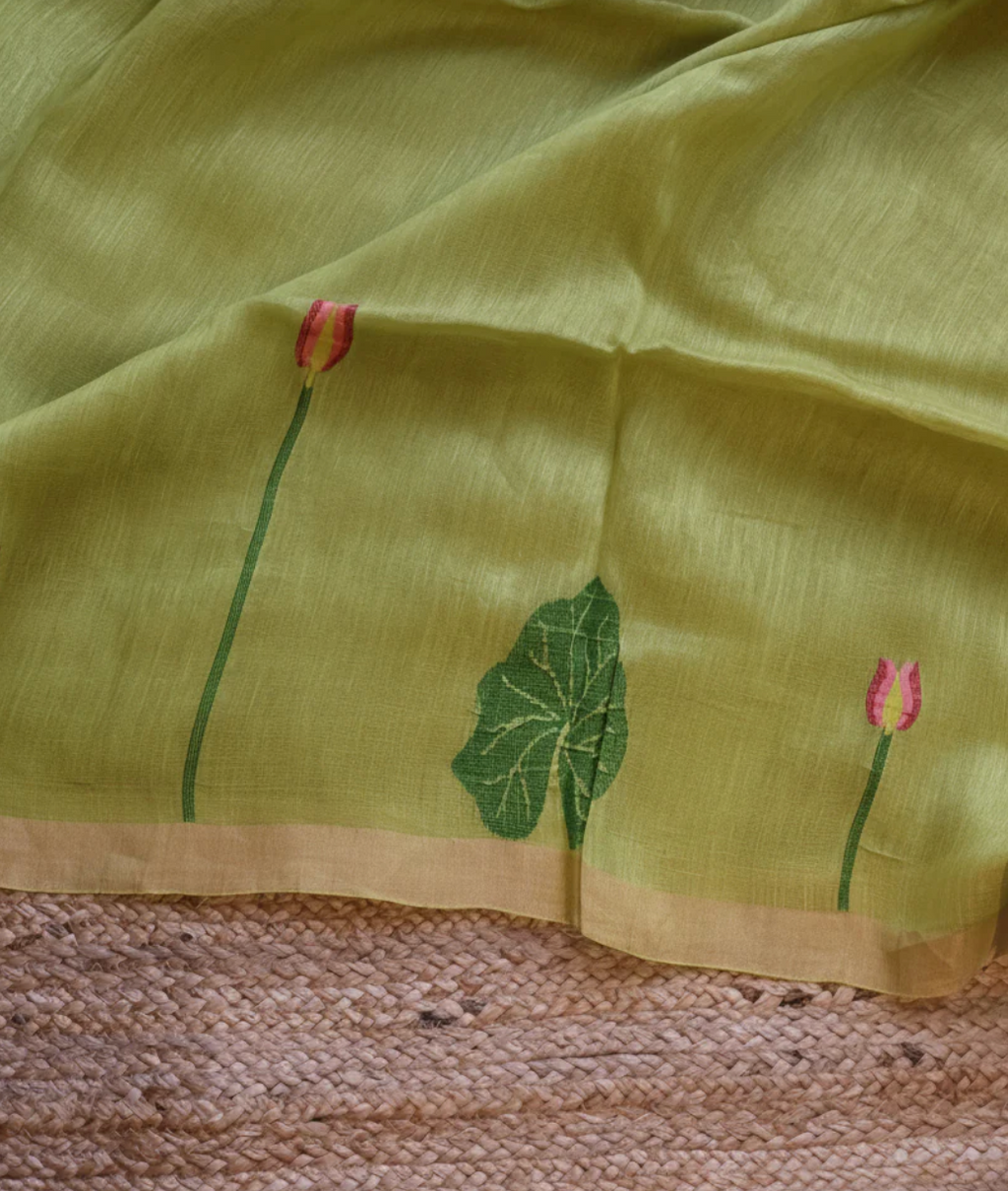 Green jamdani weave lotus motif lightweight linen silk saree