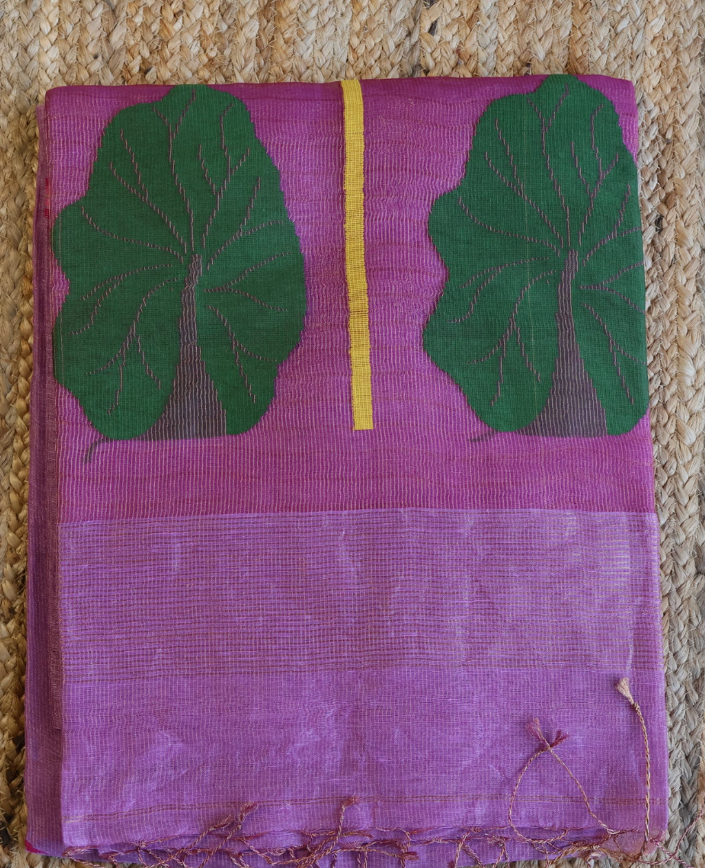 Pink jamdani weave lotus motif lightweight linen silk saree