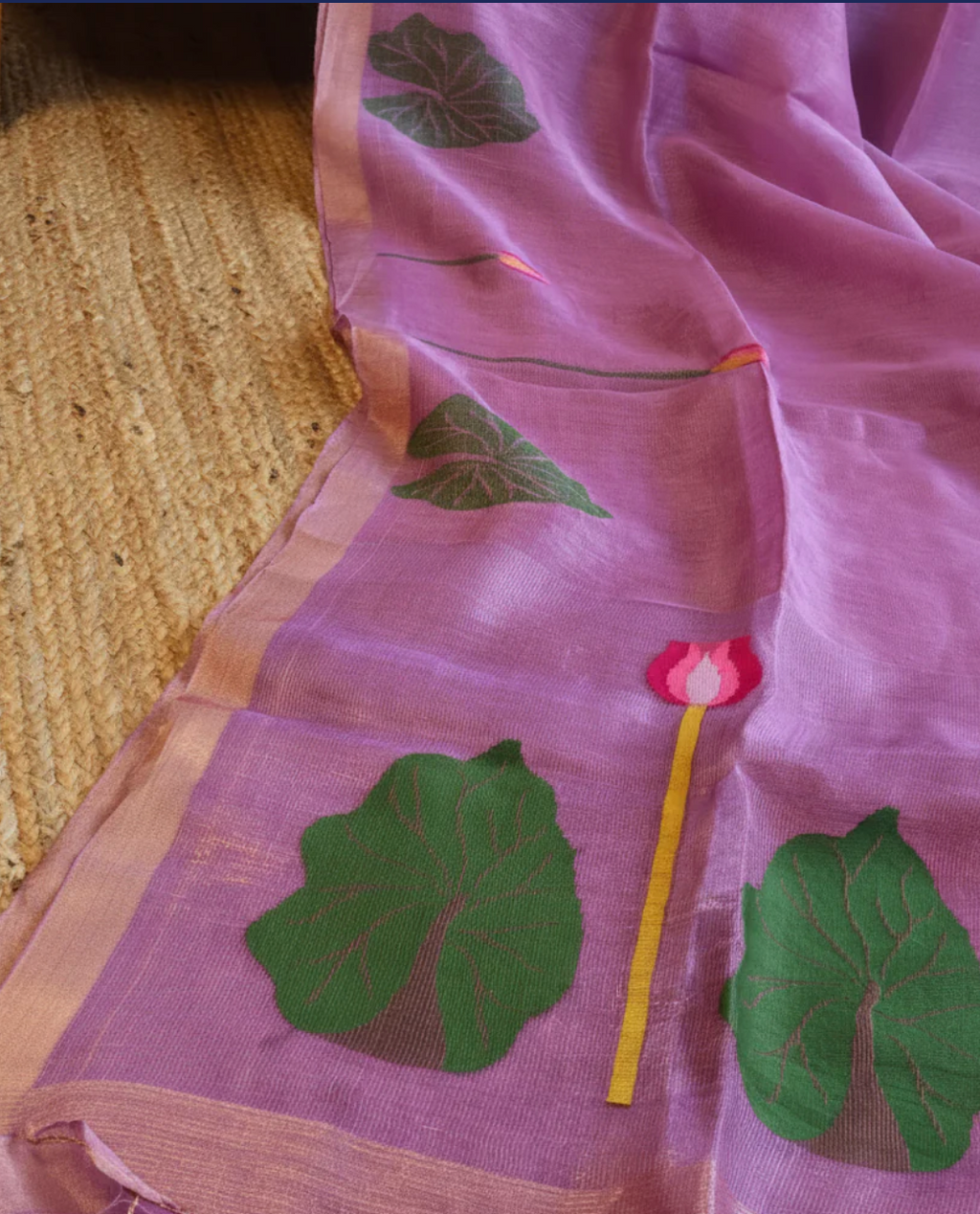 Pink jamdani weave lotus motif lightweight linen silk saree