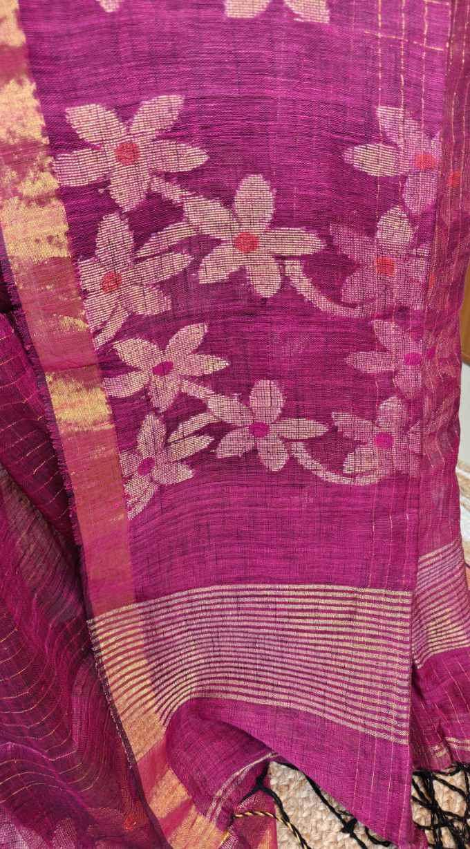 Handwoven Linen Jamdani Saree with Zari Check work
