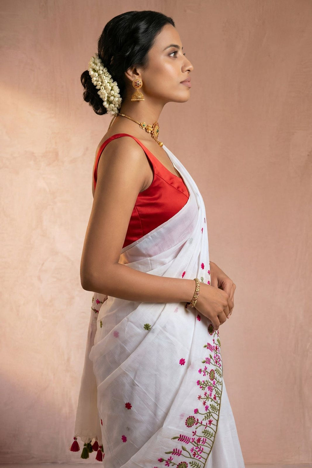 Onam Mul cotton embroidered white saree and red blouse