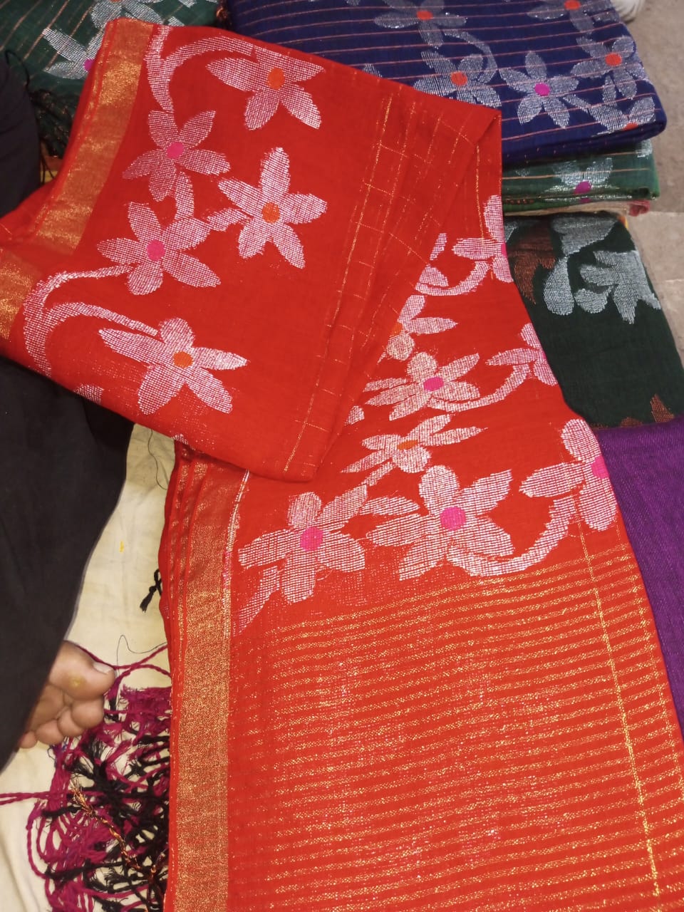 Handwoven Linen Jamdani Saree with Zari Check work