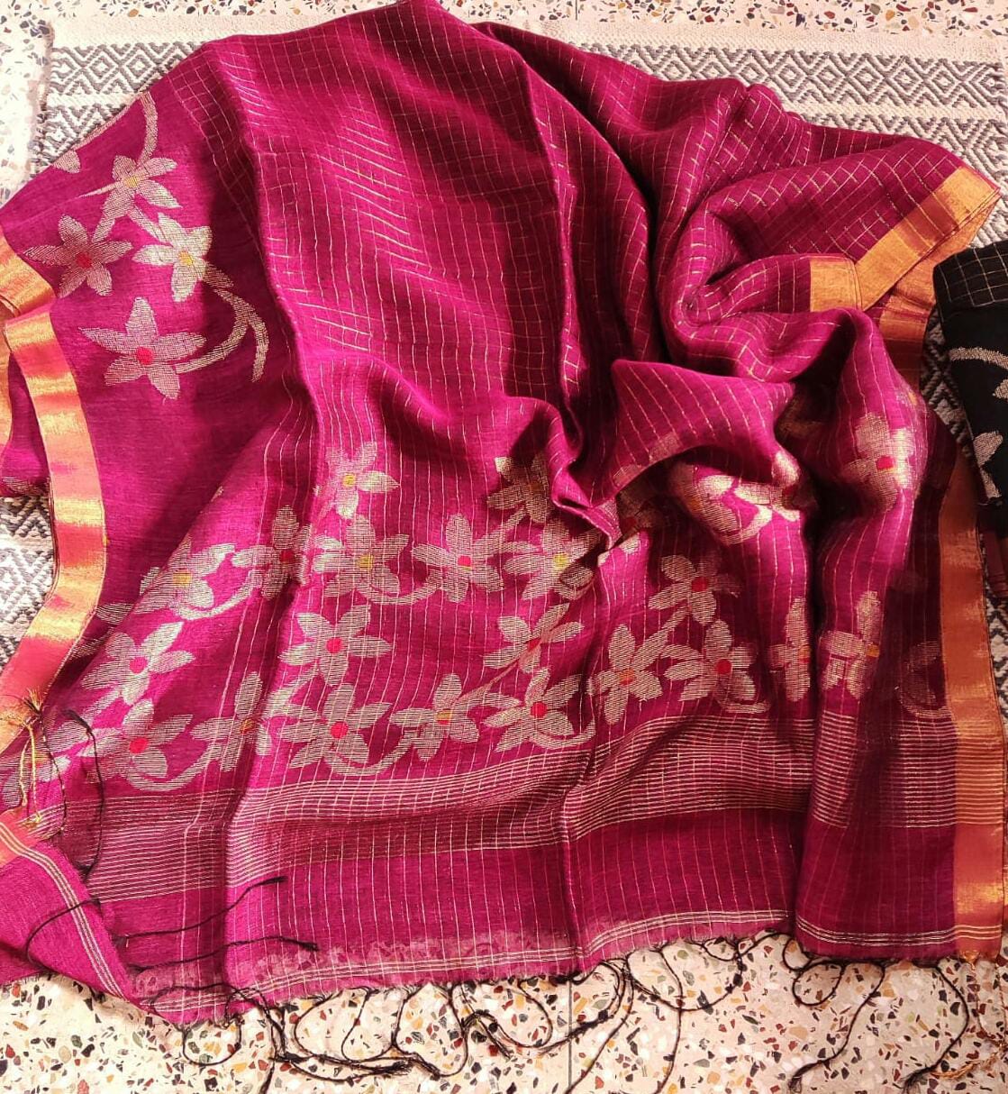 Handwoven Linen Jamdani Saree with Zari Check work