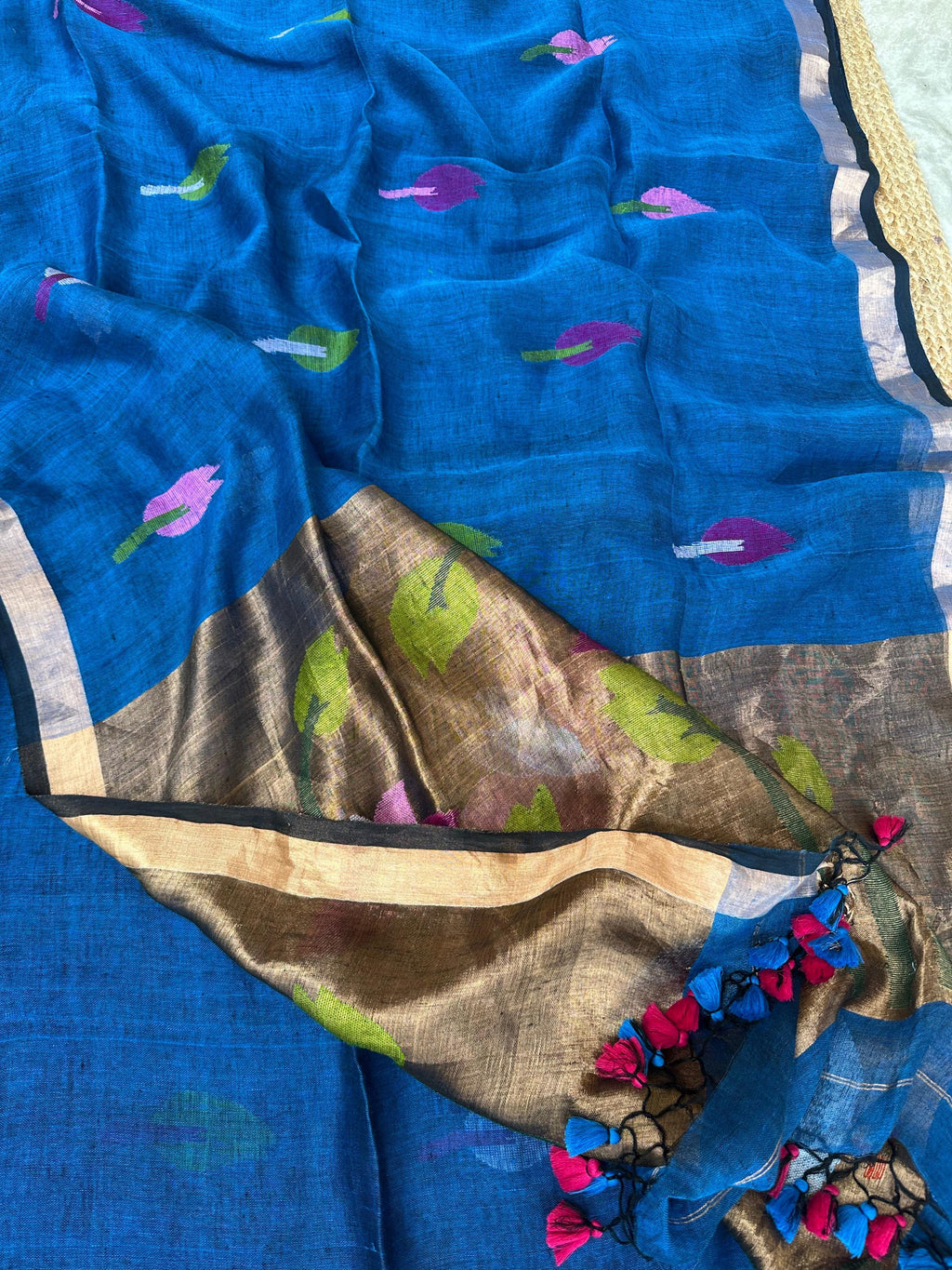 Blue West Bengal Jamdani Linen Saree – Handloom