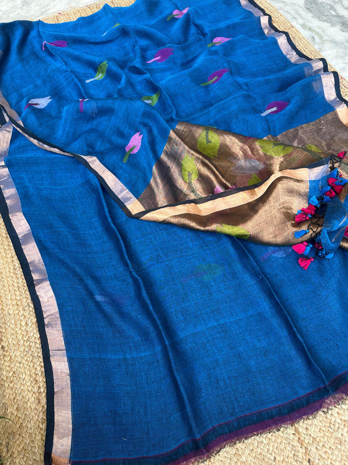 Blue West Bengal Jamdani Linen Saree – Handloom