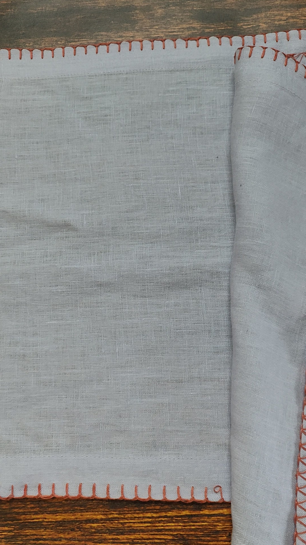 Lavender Linen Table Runner (1) , Festive Handwoven pink Embroidered Pattern Dining Linen ,100% Pure European Linen Table Runner
