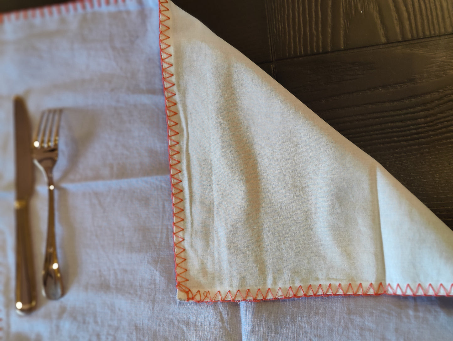 Table Linen Set, Table Runner (1), Napkins (4), TableMat (4), Lavender Hand Embroidered / Side Embellished / Dining Linen Set