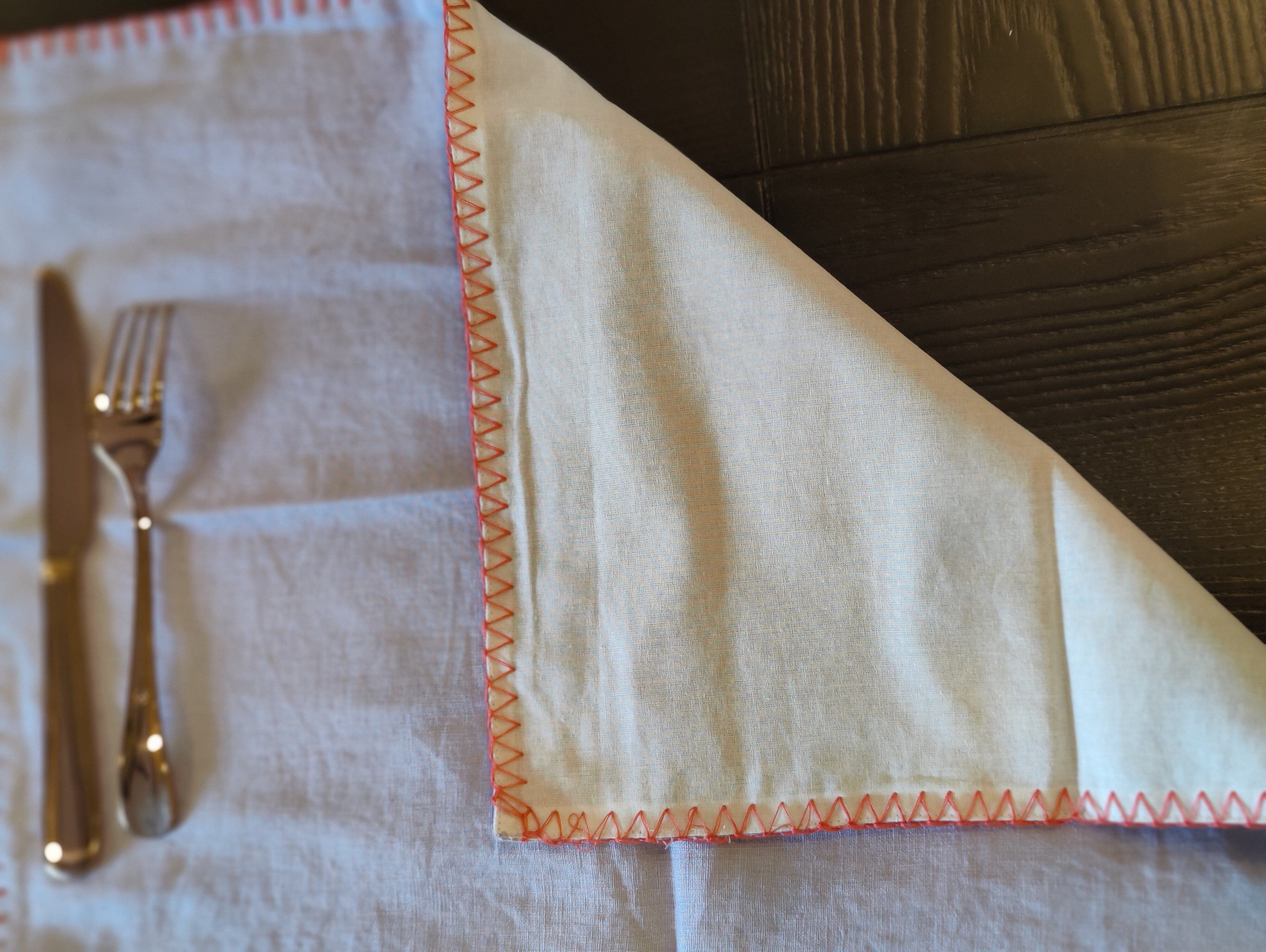 Lavender Embroidered Linen Table Linen Set – Runner, Napkins & Placemats