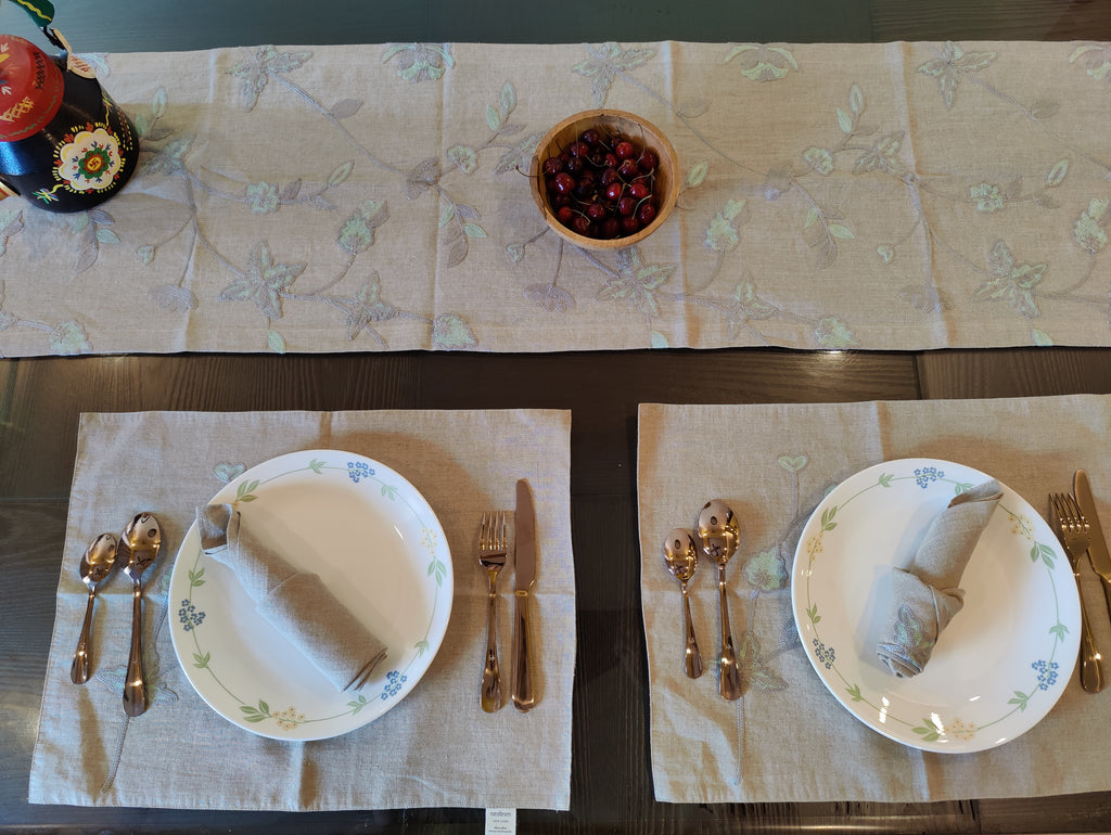 Natural Linen Dining Set – Runner, Napkins & Placemats