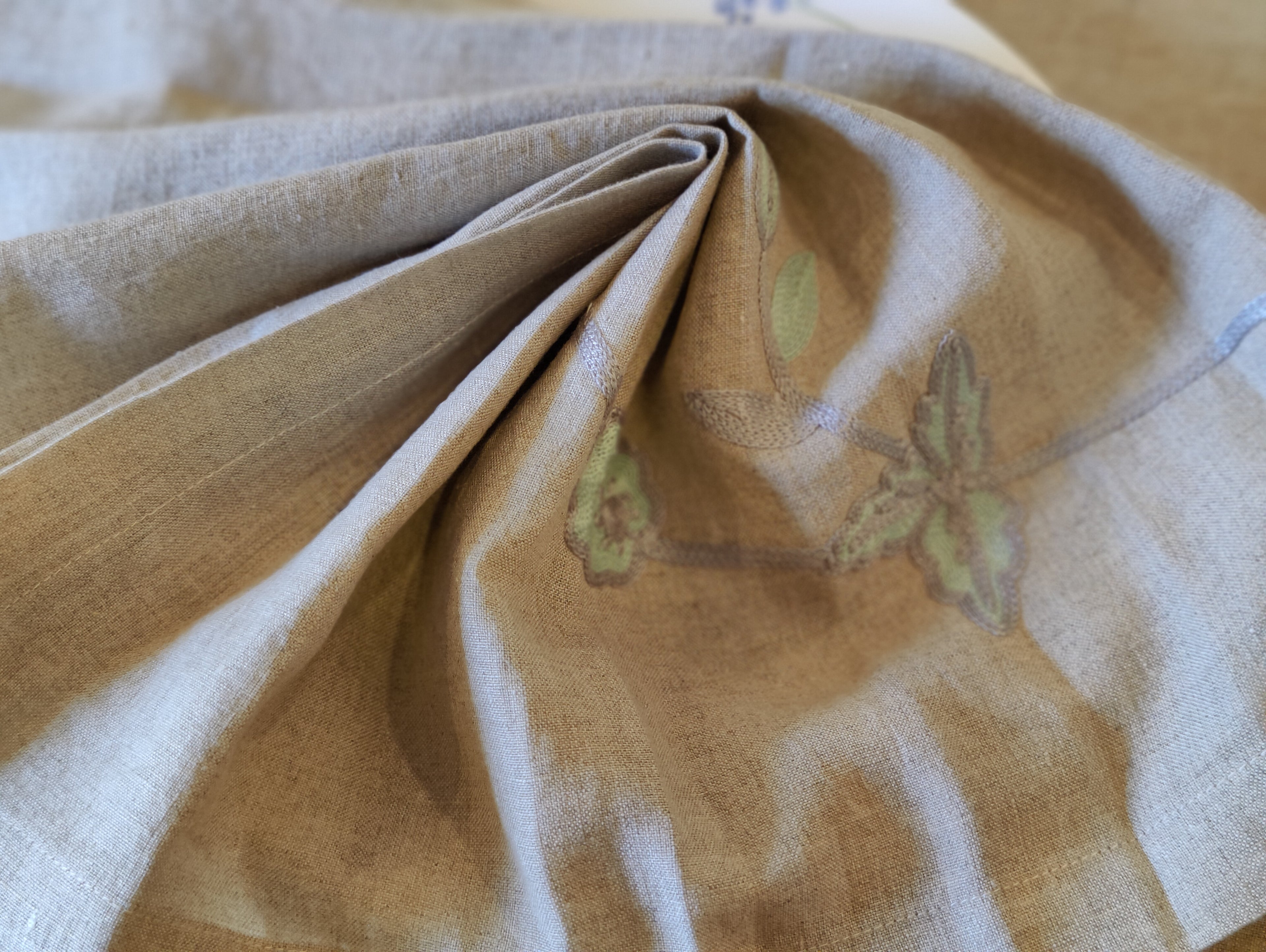 Natural Linen Dining Set – Runner, Napkins & Placemats