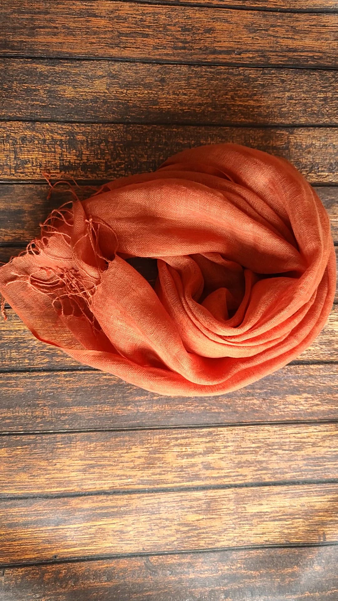 Pure Linen Scarf – Solid Colors | Soft Everyday Wrap